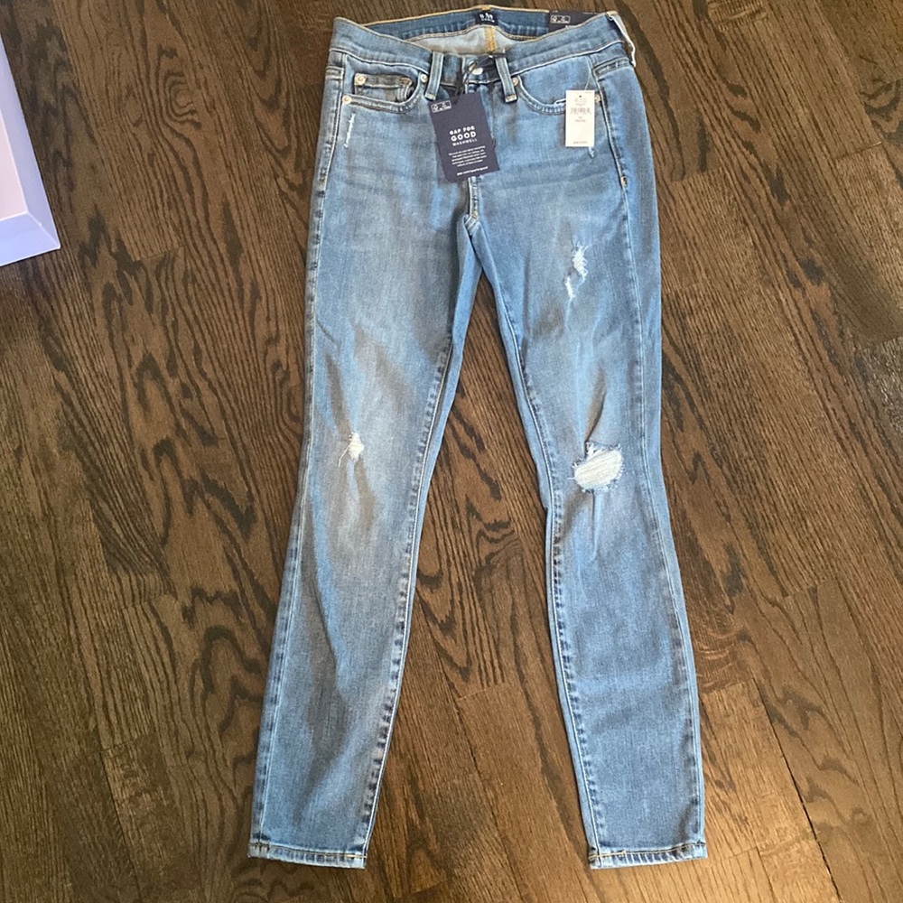 Gap True Skinny ripped Jeans size 24 Petite